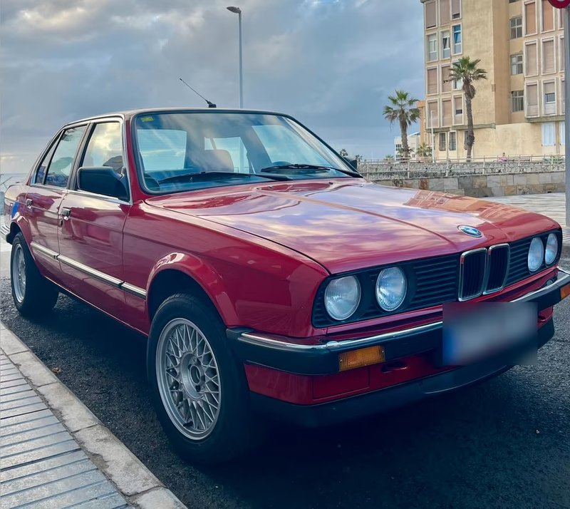 BMW E30 318i (1987) – Sin Óxido / Excelente Estado - foto 1