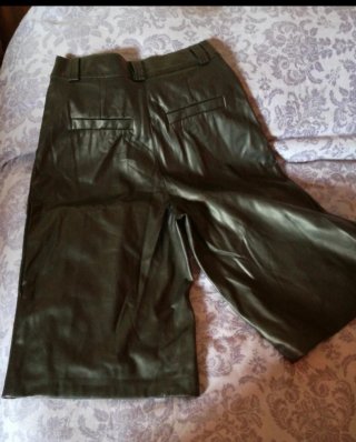 Pantalón pirata polipiel mujer talla 38