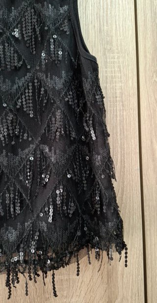 Top negro flecos lentejuelas NUEVO Talla L