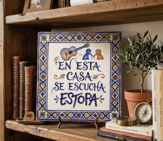 Azulejo En esta casa se escucha Estopa 10x10