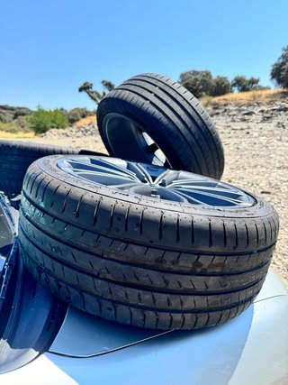 3 Llantas Renault R.S. Sport 18”