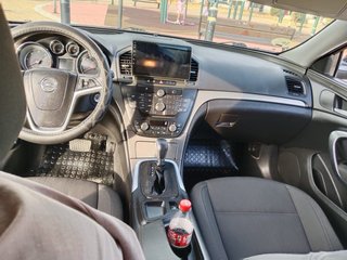 Opel Insignia 2011