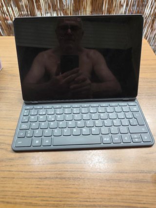 Tablet Lenovo 11 pulgadas -8x256GB + Teclado + Láp