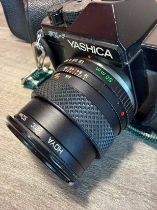 Yashica FX3 Cámara Analógica con Objetivo Hoya 50m