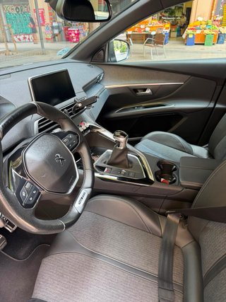 Peugeot 5008 2019