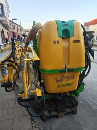 Cuba pulverizador 1200L General Dynamic