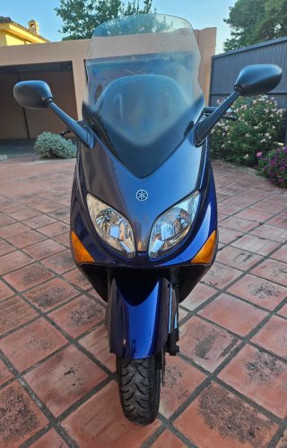 Yamaha T-MAX 500 ABS Maxi Scooter