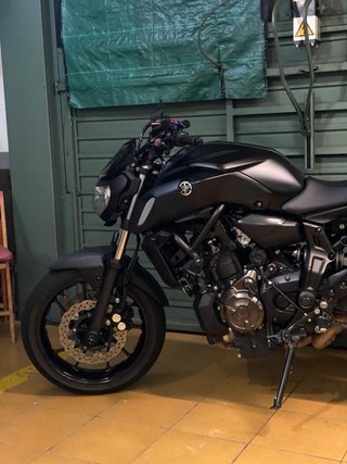 Yamaha MT-07 Negra A2