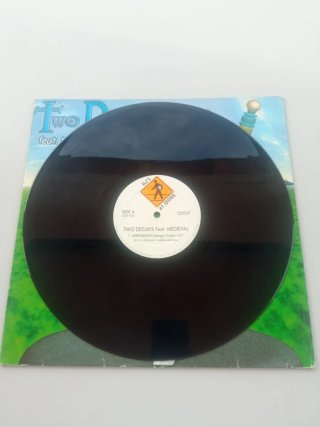 Vinilo 12 Two Deejays feat. Medieval
