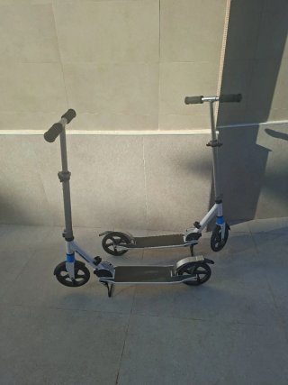 2 Patinetes Tijuana.Se puede comprar uno solo 30€