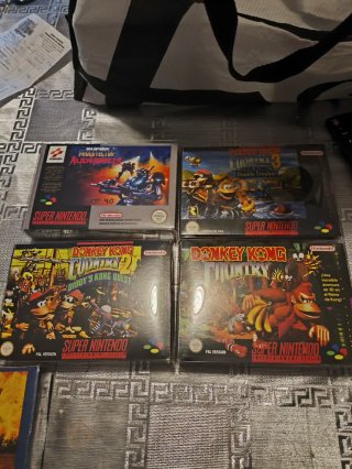 Super Nintendo: Mario Kart, Dragon Ball Z, Spider-