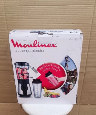 Batidora Moulinex con vaso y accesorios
