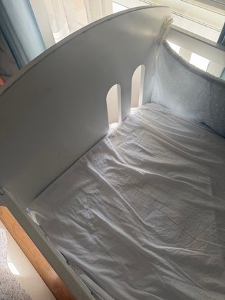 Cuna de bebe blanca dos alturas colchon incluido