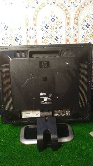 Monitor HP Plata y Negro