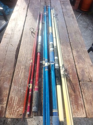 Cañas de pescar Surf-Match 2300K-500 y Kali