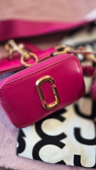 Bolso Marc Jacobs Fucsia con Monedero