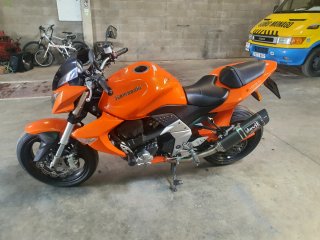 Moto NAKED Naranja - Vendo o Cambio