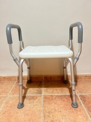 Silla de baño para mayores
