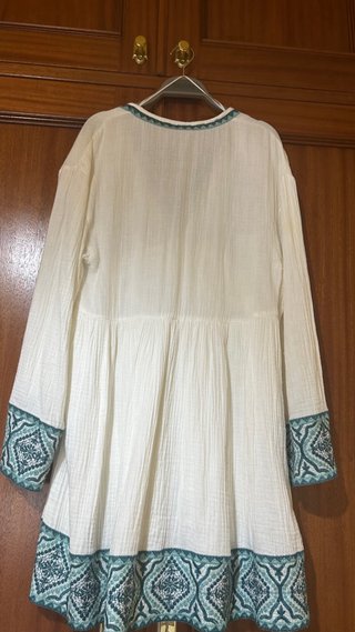 Vestido blanco Zara bordado