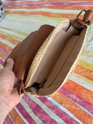 Bolso redondo de paja