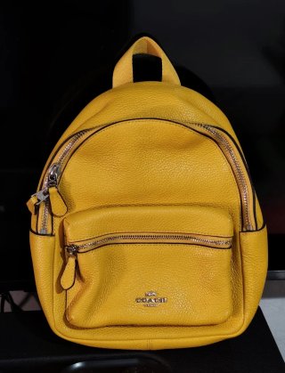 Mochila Coach mini Charlie Amarilla