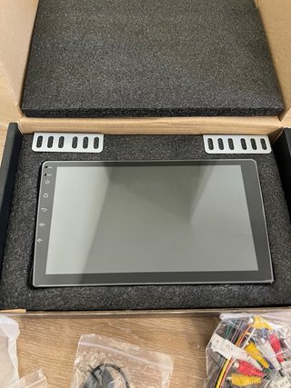 RADIO ANDROID 12 PARA COCHE 10,1” - NUEVA