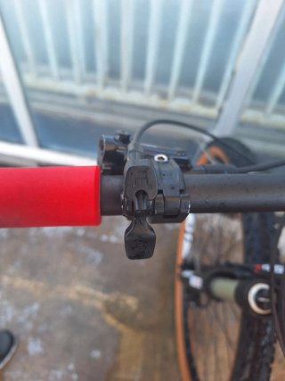 Bicicleta de Montaña BH Roja