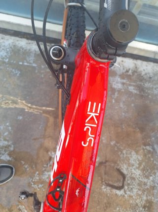 Bicicleta de Montaña BH Roja