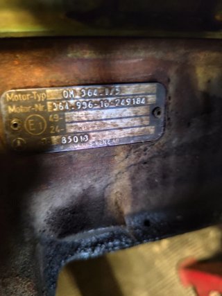 Motor Mercedes OM364
