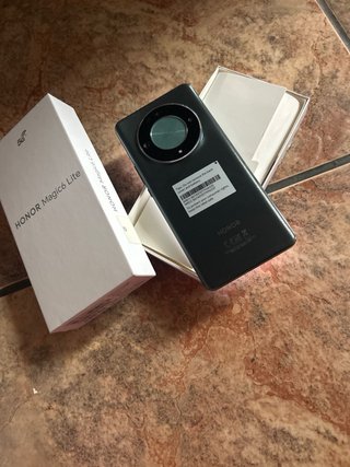 Teléfono Honor 5G metalizado
