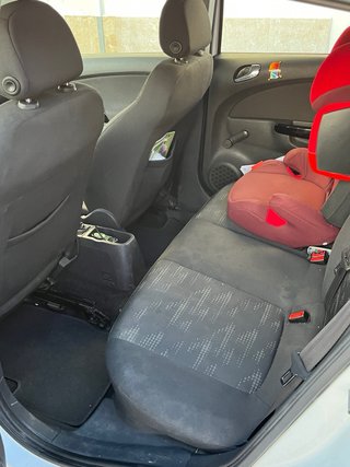 Opel Corsa 2014, solo 75658 km