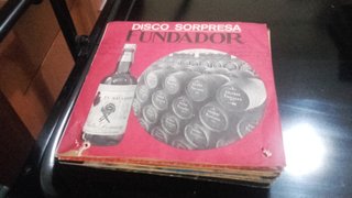 Disco Sorpresa Fundador Cadena de Éxitos