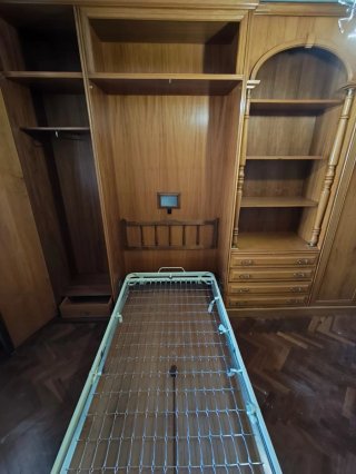 Mueble madera noble 2 camas