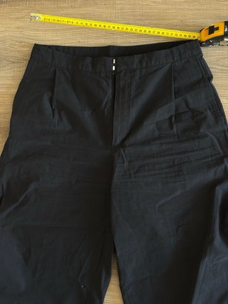 Pantalón fino de algodón negro