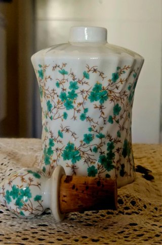 Set toeletta vintage in ceramica Guillen