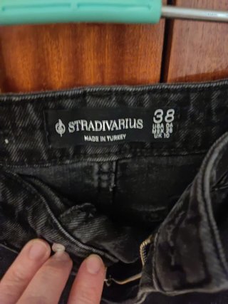 Falda vaquera larga negra Stradivarius