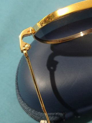 Gafas de sol Cartier doradas y azules
