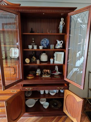 Mueble de salón madera noble