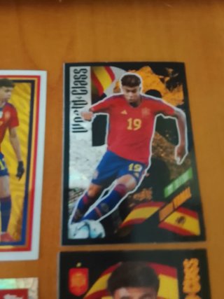 x4 lamine Yamal TOPPS Panini world class España