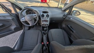 Opel Corsa 2013, 85000 km, a/c un solo propietario