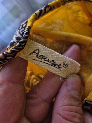 Vestido amarillo estampado mariposas Talla M
