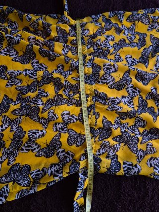 Vestido amarillo estampado mariposas Talla M