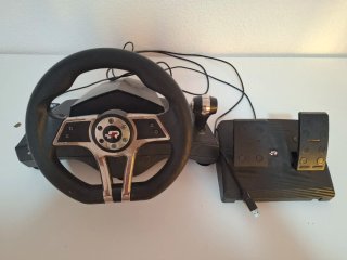 Volante FR-TEC PS4/PS3 con Pedales