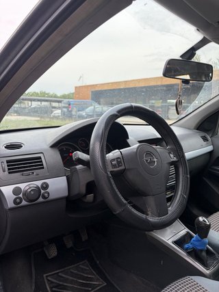 Opel Astra 2005