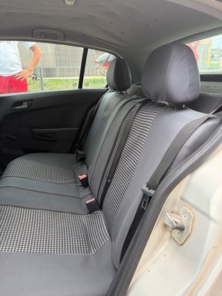 Opel Astra 2005