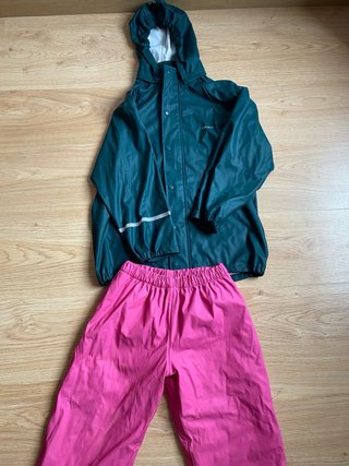 Chubasquero y pantalón de nieve 6-8 años
