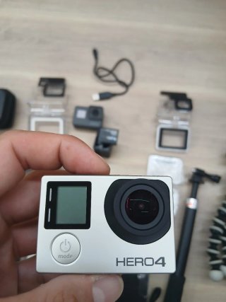 Kit GoPro HERO5 Black + HERO4 Silver + Accesorios