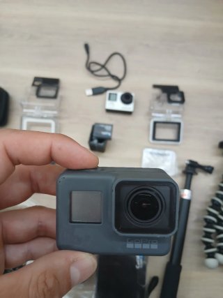 Kit GoPro HERO5 Black + HERO4 Silver + Accesorios