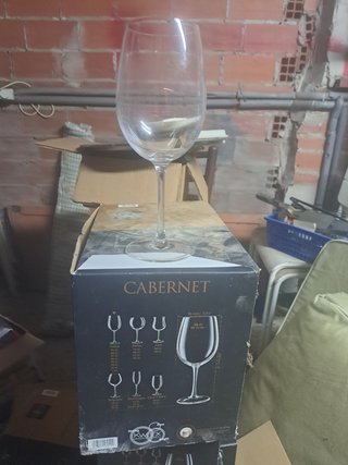 8 Cajas de Copas de Vino Cabernet