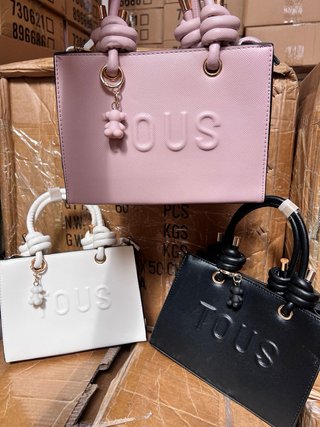Bolso Tous Blanco con Detalles Dorados